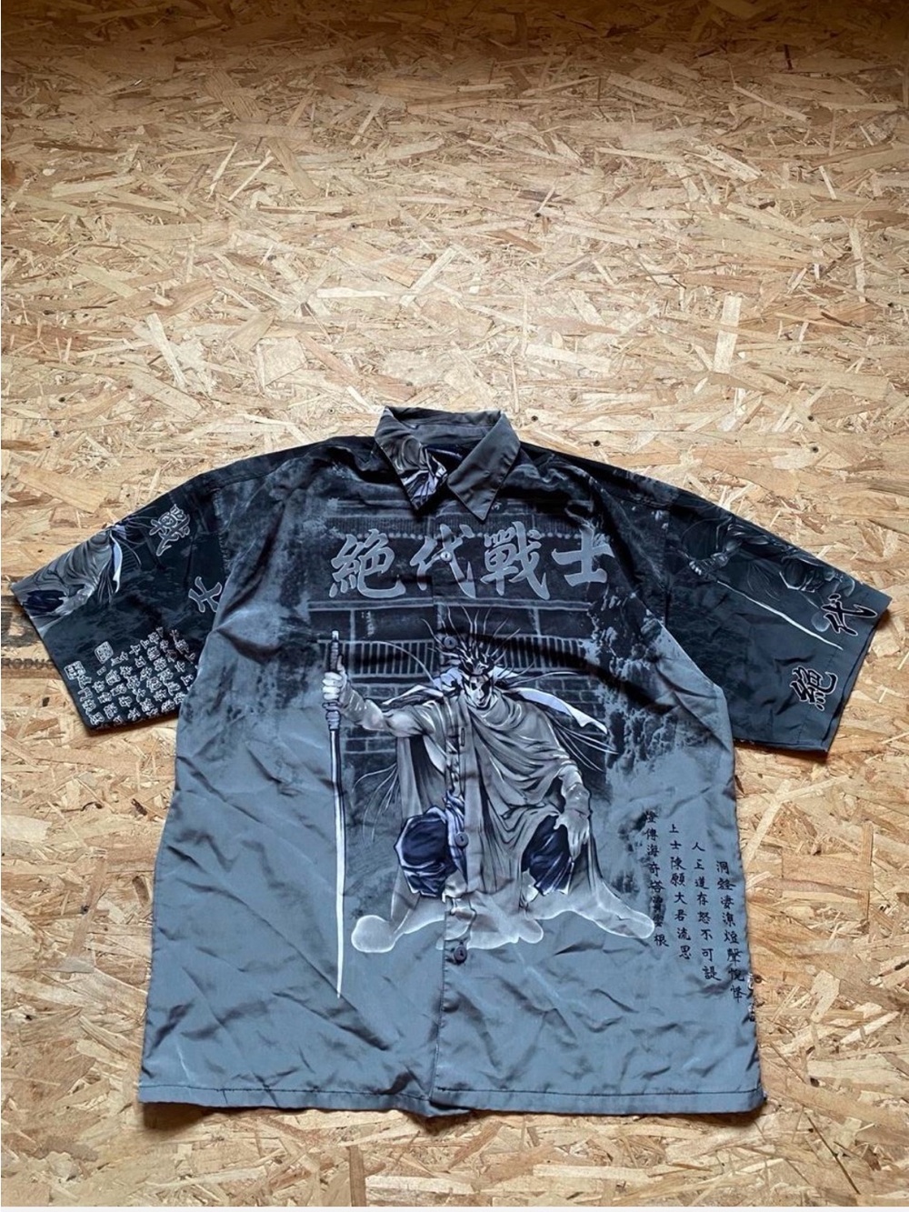 Ice Black & Gray Samurai Graphic Short-Sleeve Button-Down Shirt